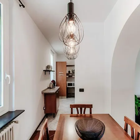 Apartment La Casa Di By Quokka 360 - In The Centre Of